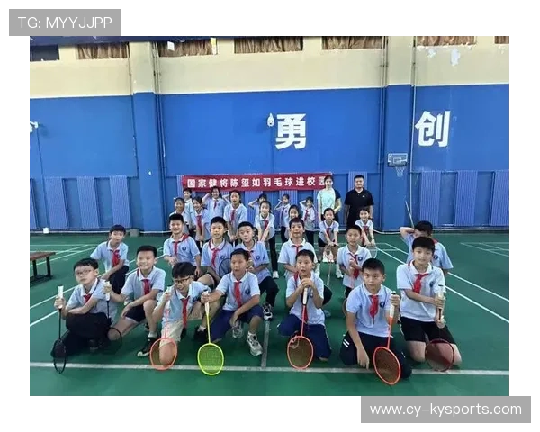 羽毛球训练营引入体能与柔韧性专项训练课程,羽毛球运动体能训练方法 羽毛球训练营引入体能与柔韧性专项训练课程,羽毛球运动体能训练方法